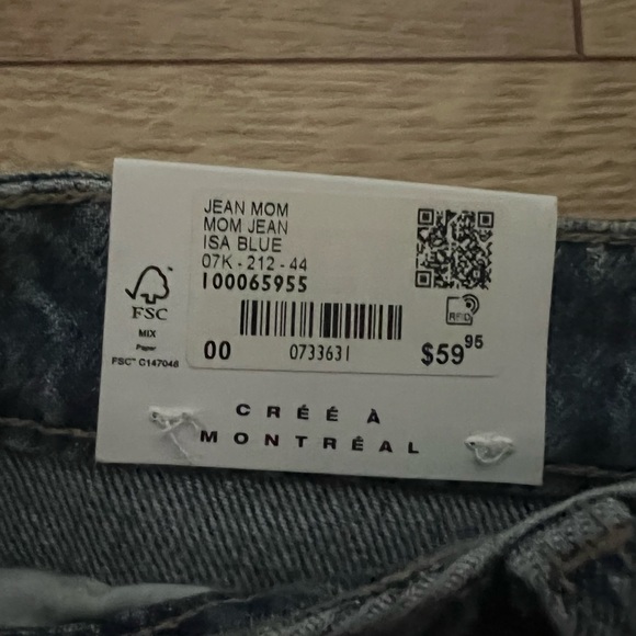 Garage Isa Blue Mom Jeans - New with tags - Picture 4 of 5